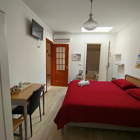 Гостевой дом Casa Glicine 3*